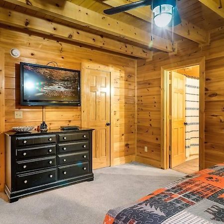 Cabin-N-Smokys! Indoor Resort Pool Views Hot Tub Game Room Sevierville Εξωτερικό φωτογραφία