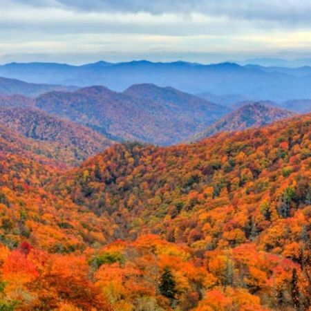 Cabin-N-Smokys! Indoor Resort Pool Views Hot Tub Game Room Sevierville Εξωτερικό φωτογραφία