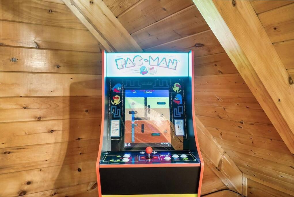 Cabin-N-Smokys! Indoor Resort Pool Views Hot Tub Game Room Sevierville Εξωτερικό φωτογραφία