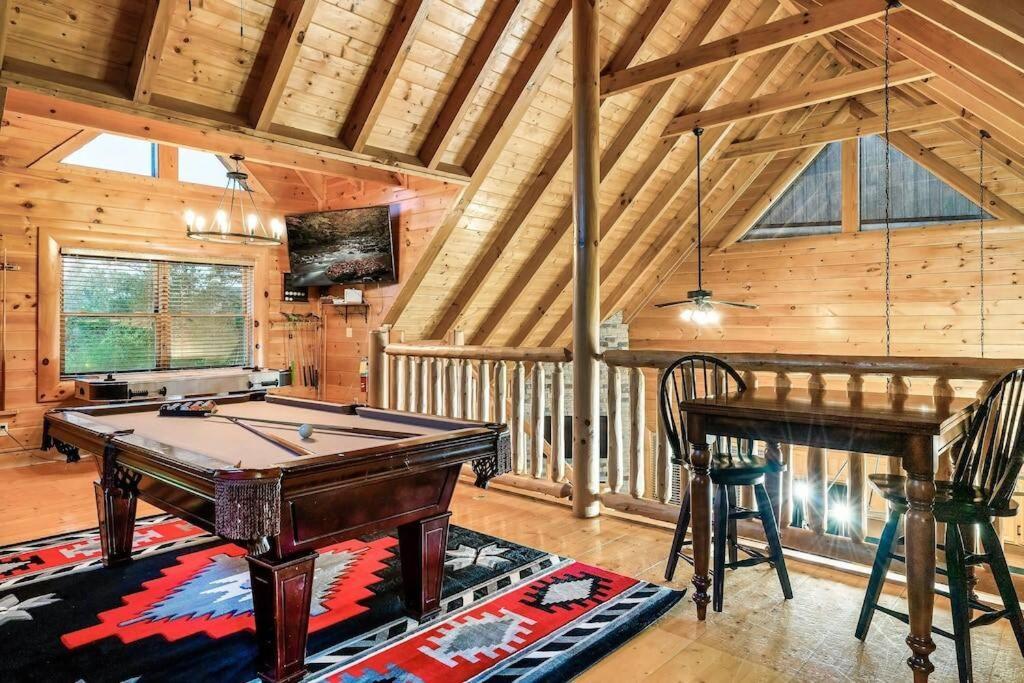 Cabin-N-Smokys! Indoor Resort Pool Views Hot Tub Game Room Sevierville Εξωτερικό φωτογραφία
