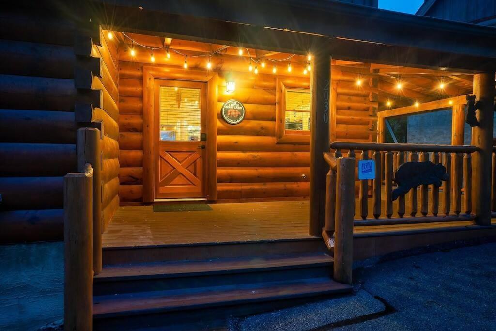 Cabin-N-Smokys! Indoor Resort Pool Views Hot Tub Game Room Sevierville Εξωτερικό φωτογραφία
