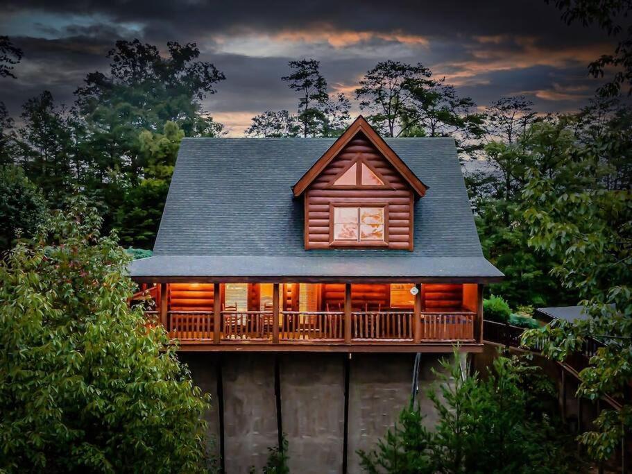 Cabin-N-Smokys! Indoor Resort Pool Views Hot Tub Game Room Sevierville Εξωτερικό φωτογραφία