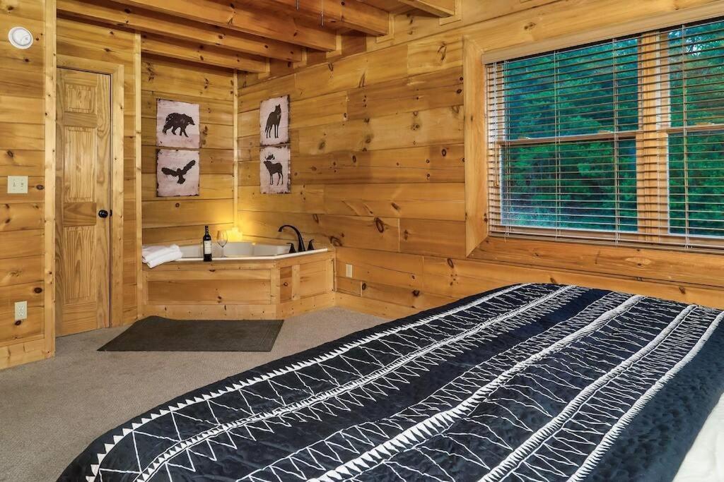 Cabin-N-Smokys! Indoor Resort Pool Views Hot Tub Game Room Sevierville Εξωτερικό φωτογραφία
