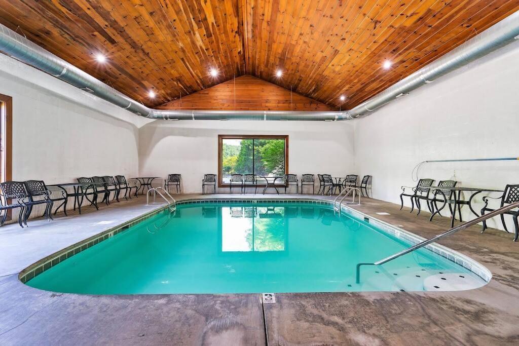 Cabin-N-Smokys! Indoor Resort Pool Views Hot Tub Game Room Sevierville Εξωτερικό φωτογραφία